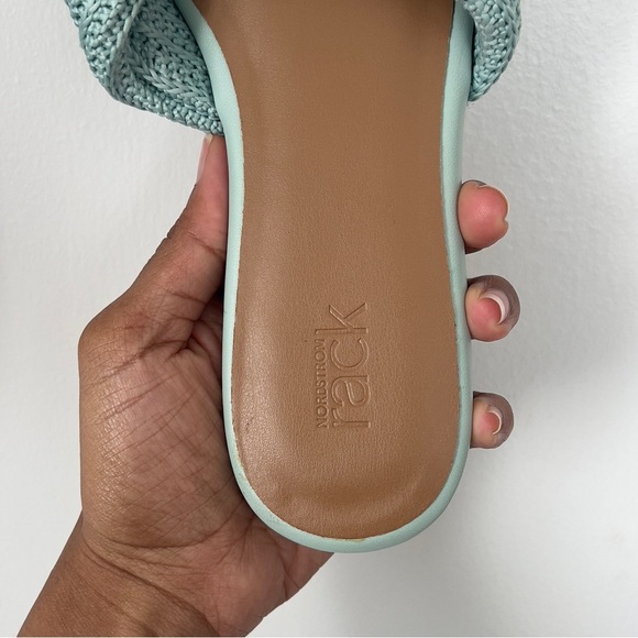 Nordstrom rack Chantelle slide sandal. 8 new - Picture 4 of 4